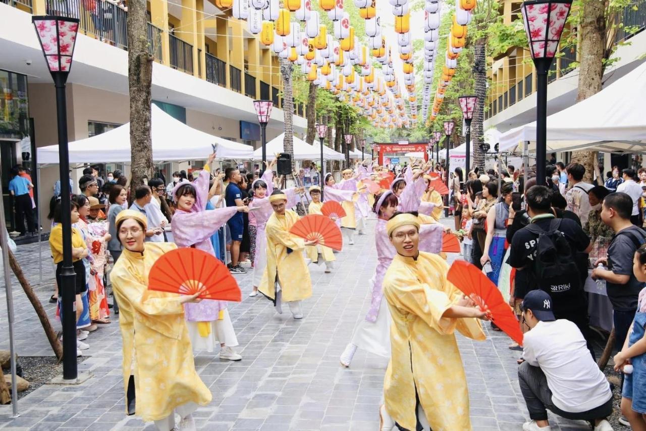 Nguyen Can Shoptel Wyndham Thanh Thuy Phu Tho Exterior foto